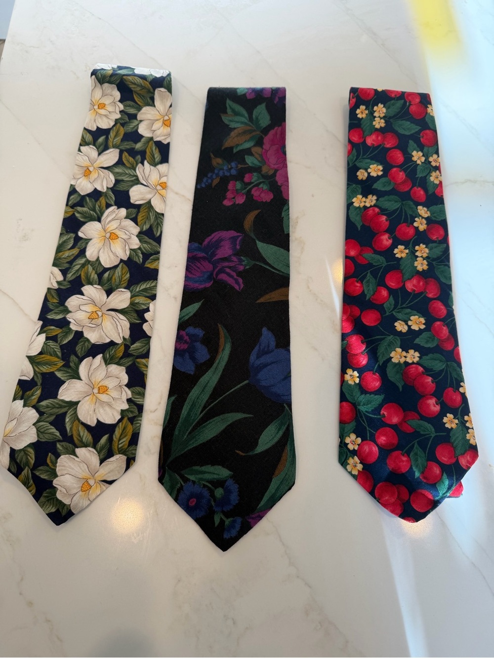 Lot of 3 Men’s Neck Ties Bold Botanical Prints Van Heusen & Boston Traders